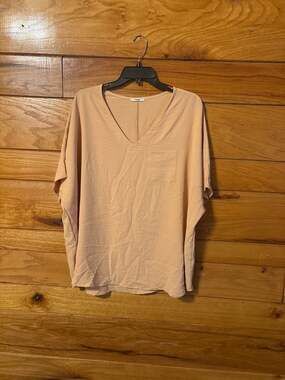 Jodifl Peach Airflow V-Neck Dolman Short Sleeve Blouse with Front Pocket